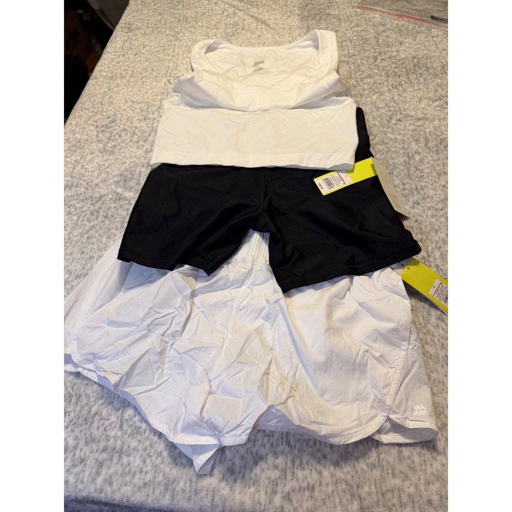 A New Day Womens Athleisure Tank Top & all in motion Shorts x2 pair Size L NWT